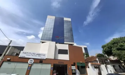 Excelente sala comercial com garagem coberta no centro