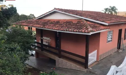 Casa com 3 dormitórios à venda, 200 m² por R$ 800.000,00 - Jardim Imperial - Atibaia/SP