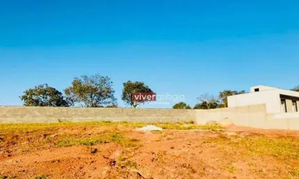 OPORTUNIDADE DE TERRENO EM CONDOMÍNIO DENTRO DA CIDADE! 420MIL - 600M2