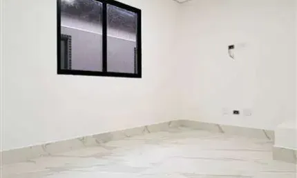 PRÓXIMO DA PRAIA - CASA NOVA - PRONTA PRA MORAR - 2 DORMITÓRIOS - MARACANÃ - PG.