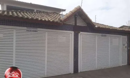 LINDO SOBRADO DE CONDOMÍNIO - PRÓXIMO DA PRAIA DE GUILHERMINA.