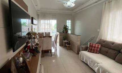 SOBREPOSTA ALTA COM SACADA E EM ÓTIMO LOCAL DA VILA NOVA EM CUBATÃO - VENDE COM OS PLANEJADOS!!
