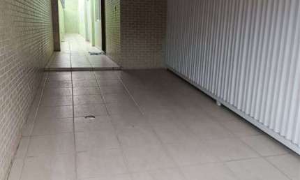 CASA BAIXA COM GARAGEM INDIVIDUAL COM  1 VAGA - 3 DORMITÓRIOS E 1 SUÍTE - 75M² - LOCALIZADA NA RUA DOM PEDRO II - VILA NOVA.