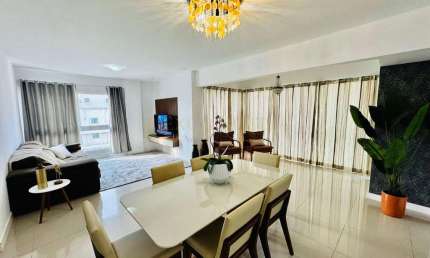 Apartamento 3 suítes para Locação Anual no bairro Centro em Balneário Camboriú