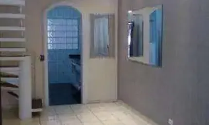 Casa para Venda em São Paulo, Jardim Maria Duarte, 2 dormitórios, 1 banheiro, 1 vaga
