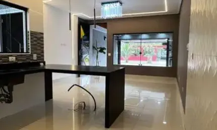 Casa para Venda em Praia Grande, Caiçara, 3 dormitórios, 3 suítes, 3 banheiros, 2 vagas