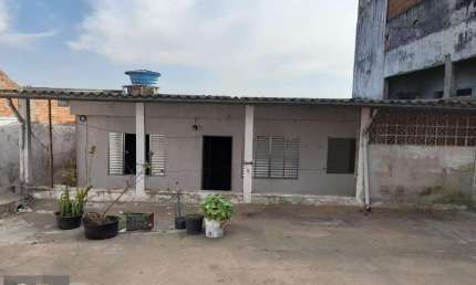 Casa para Venda em Itapecerica da Serra, Jardim Cinira, 2 dormitórios, 1 banheiro, 2 vagas