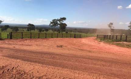 Fazenda à venda na Avenida Filinto Müller, 1, Centro, Três Lagoas