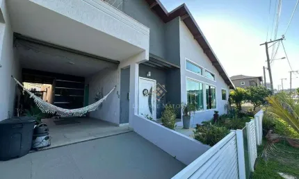 Casa com 4 dormitórios à venda, 140 m² por R$ 750.000 - Condomínio Solar dos Cantarinos - São Matheus - São Pedro da Aldeia/RJ