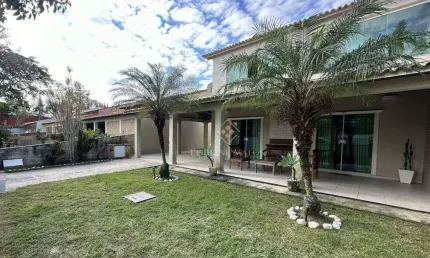 Casa com 4 dormitórios à venda, 180 m² por R$ 980.000 - Condomínio Moinhos da Aldeia - Balneário São Pedro - São Pedro da Aldeia/RJ