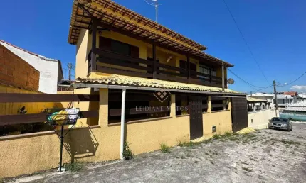 Casa no condomínio Cisne Branco com 3 dormitórios à venda, 212 m² por R$ 650.000 - Fluminense - São Pedro da Aldeia/RJ