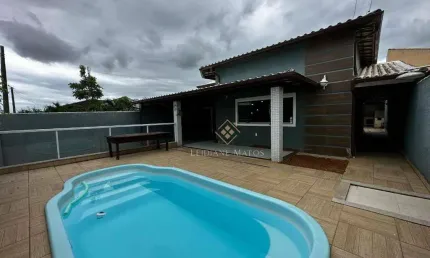 Casa com 3 dormitórios à venda no condomínio Solar dos Cantarinos, 120 m² por R$ 620.000 - São Matheus - São Pedro da Aldeia/RJ