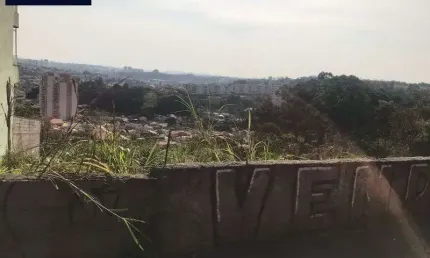 Terreno à venda na Avenida Ângelo Riveli, Jardim da Fonte, Jundiaí