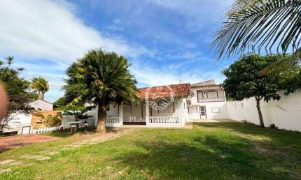 Casa com 4 dormitórios para alugar, 200 m² por R$ 3.200,00/mês - Balneário - São Pedro da Aldeia/RJ