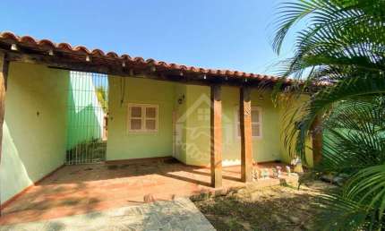 Casa com 2 dormitórios à venda, 175 m² por R$ 300.000,00 - Balneário São Pedro - São Pedro da Aldeia/RJ