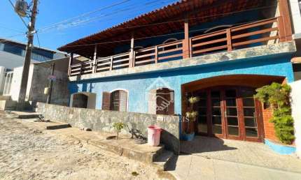 Casa com 3 dormitórios à venda, 268 m² por R$ 430.000,00 - Boqueirão - São Pedro da Aldeia/RJ