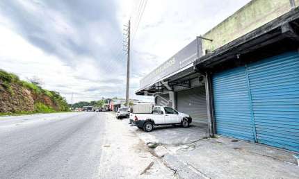 Loja para alugar, 120 m² por R$ 2.300,00/mês - Vinhateiro - São Pedro da Aldeia/RJ