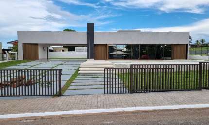 Maravilhosa casa térrea nova no Lago de Manso, Condomínio Portal das Águas