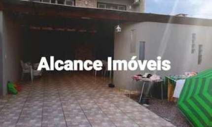 Casa para Venda em Guaratuba, Cohapar, 3 dormitórios, 1 suíte, 4 banheiros, 5 vagas