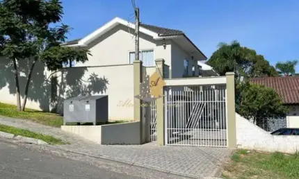 Sobrado para Venda em Curitiba, Santa Cândida, 3 dormitórios, 1 suíte, 3 banheiros, 3 vagas