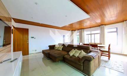SOBRADO DE 207m² COM 3 SUÍTES PARA VENDA NA VILA MEDEIROS