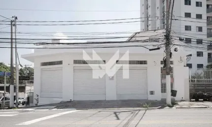 Prédio/ Galpão Comercial de 700 m² e 9 banheiros para locação - Carandiru