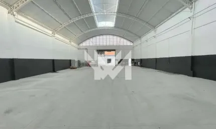 GALPÃO DE 2000m² COM ESCRITÓRIOS E CABINE PRIMÁRIA PARA LOCAÇÃO NO PARQUE NOVO MUNDO
