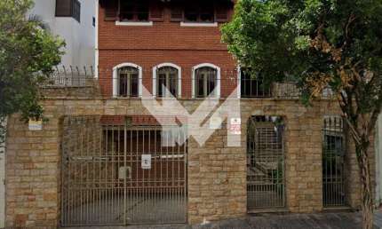 SOBRADO DE 306m² COM 3 QUARTOS SENDO 1 SUÍTE E 5 VAGAS NA GARAGEM PARA VENDA NA VILA MARIA