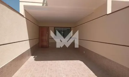 Sobrado de 124m² com 3 quartos sendo 1 suíte e 2 vagas para venda na vila medeiros