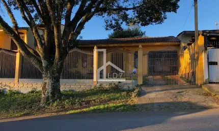 Casa com 3 quartos à venda na Rua Salomão Elias Feder, 201, Uberaba, Curitiba, 132 m2 por R$ 630.000