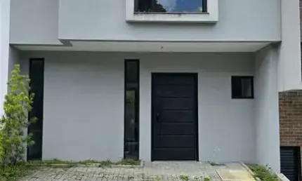 Casa em condomínio fechado com 3 quartos à venda na Rua Walace Landal, 220, Santa Cândida, Curitiba, 118 m2 por R$ 594.900