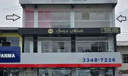Sala comercial para alugar na Rua Guaçuí, 5535, Sítio Cercado, Curitiba, 130 m2 por R$ 2.000