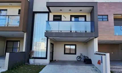 Casa em condomínio fechado com 3 quartos à venda na rua manoel martins, 905, costeira, são josé dos pinhais, 147 m2 por r$ 1.100.000