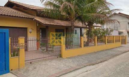 Casa com 3 quartos à venda na Rua Matilde Bolomini Simon, 199, Balneário Perequê, Porto Belo