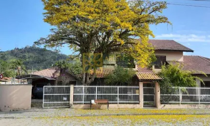 Casa com 4 quartos à venda na Rua Doutor Orlando Pereira, 222, Centro, Porto Belo