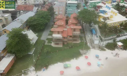 Apartamento com 3 quartos para alugar na Rua Parati, Centro, Bombinhas