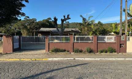 Casa com 4 quartos para alugar na Rua Vereador Joao Da Luz, 1551, Zimbros, Bombinhas