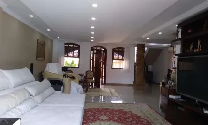 Casa Duplex para Venda em Rio de Janeiro, Jacarepaguá, 4 dormitórios, 4 suítes, 5 banheiros, 3 vagas
