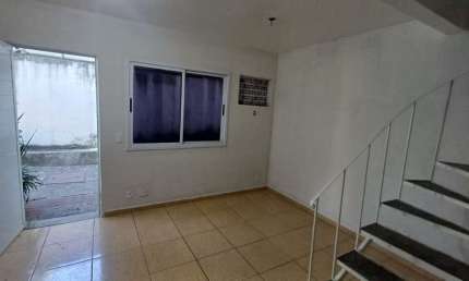 Casa Duplex para Venda em Rio de Janeiro, Praça Seca, 2 dormitórios, 2 banheiros, 1 vaga