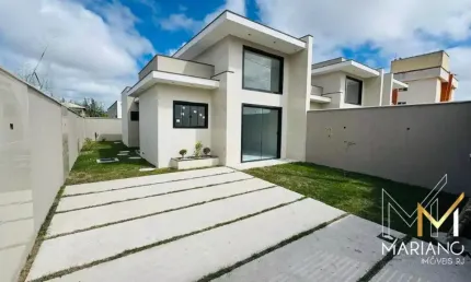 VENDO LINDA CASA COM 2 QUARTOS NO VERDES MARES EM RIO DAS OSTRAS