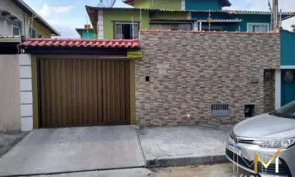 ALUGO ÓTIMA CASA COM 2 DORMITÓRIOS E PISCINA NO MARILÉIA EM RIO DAS OSTRAS