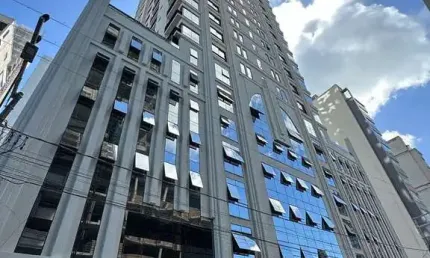 Flat com 1 quarto à venda na Rua 321, 356, Meia Praia, Itapema