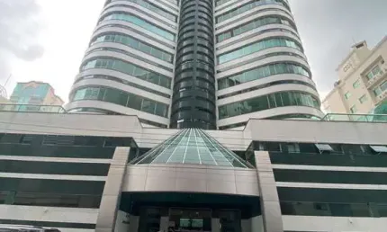 Apartamento com 3 quartos à venda na Rua 280, 138, Meia Praia, Itapema