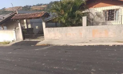 Casa com 2 quartos à venda na Rua 808 A, 100, Alto São Bento, Itapema
