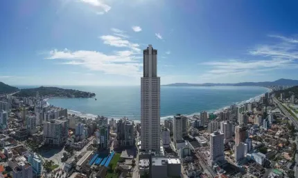Apartamento com 4 quartos à venda na Avenida Nereu Ramos, Esquina Com A Rua 128, 518, Centro, Itapema
