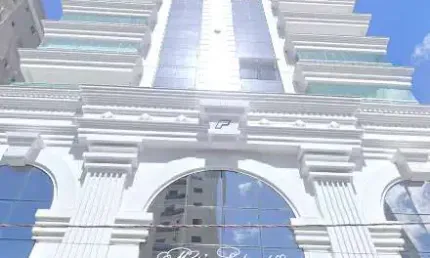 Apartamento com 4 quartos à venda na Rua 298, 469, Meia Praia, Itapema