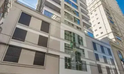 Apartamento com 3 quartos à venda na Rua 302, 100, Meia Praia, Itapema