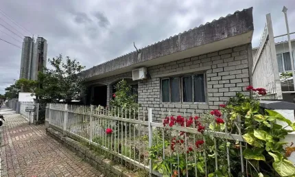 Casa com 3 quartos à venda na Rua Maria Joaquina Corrêa, 85, Barra, Balneário Camboriú