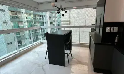 Apartamento com 4 quartos à venda na Rua 317, 110, Meia Praia, Itapema