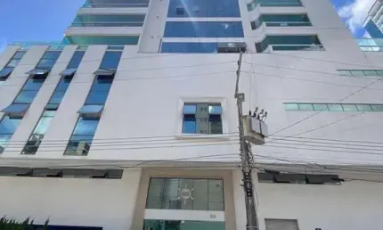 Apartamento com 4 quartos à venda na Rua 209, 65, Meia Praia, Itapema
